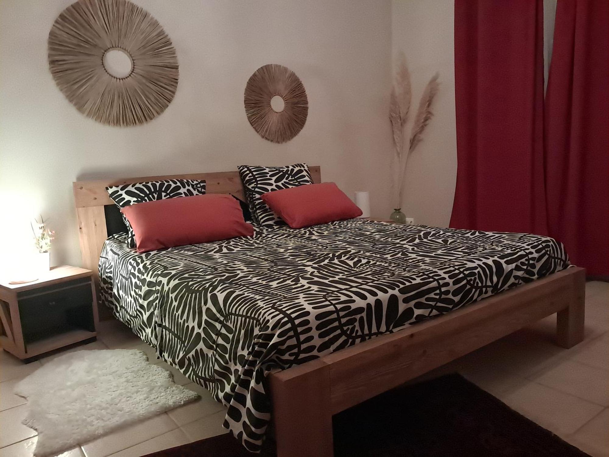 L'Oostaloo Logement De Vacances Usclas-l'Herault Kültér fotó